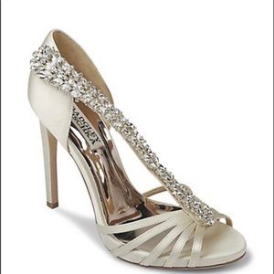 Badgley Mischka 7.5 High Heels